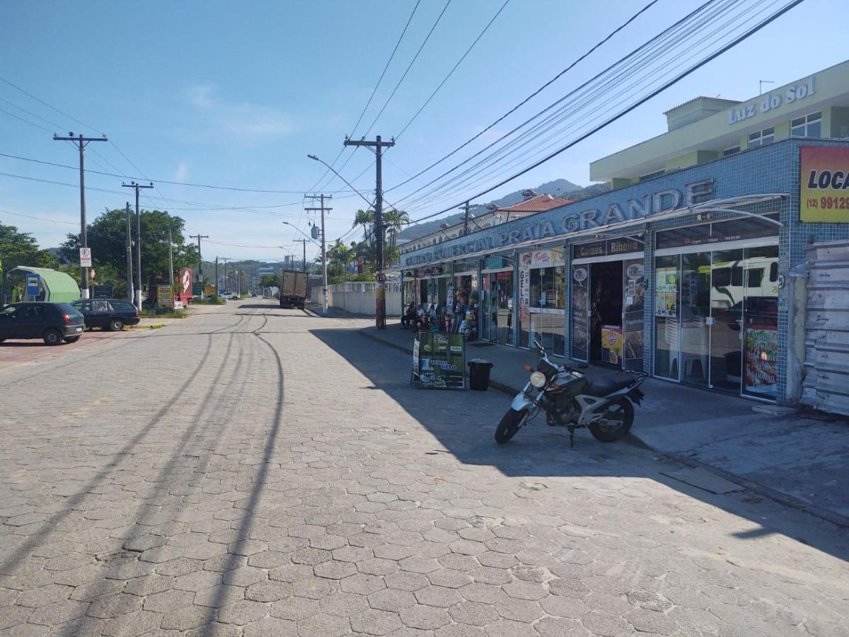 Apartamento Ubatuba - Praia Grande - 250M Da Praia Buitenkant foto